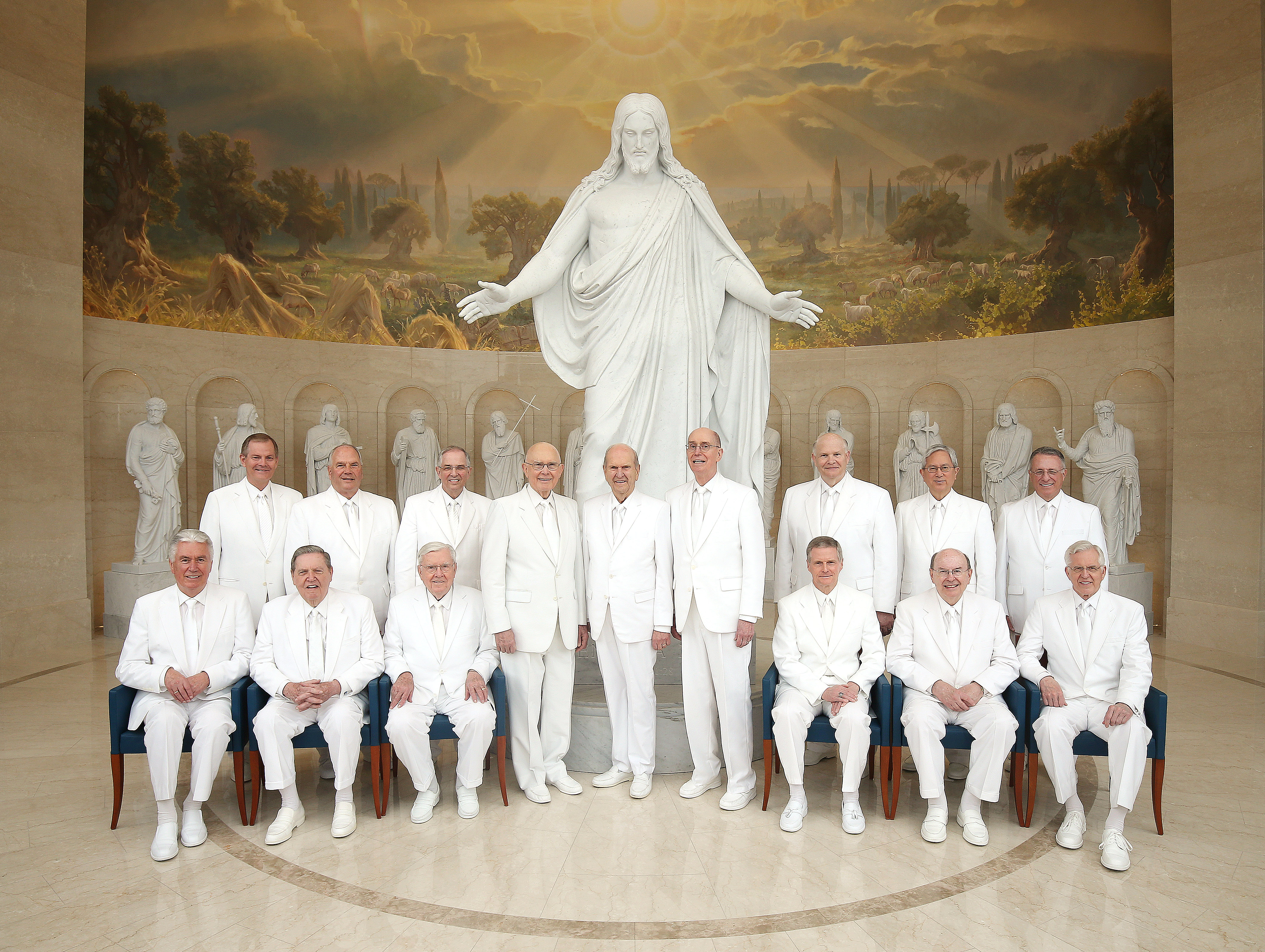 Iconic photo of First Presidency, Quorum of the Twelve Apostles shows