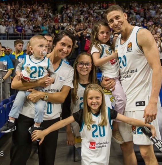 Real Madrid player and Latter-day Saint Jaycee Carroll with his wife, Baylee, and their four children.