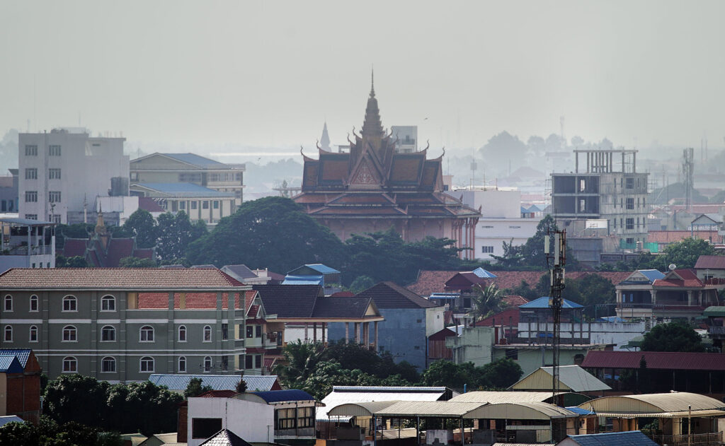 El horizonte de Phnom Penh en Camboya el martes 19 de noviembre de 2019.