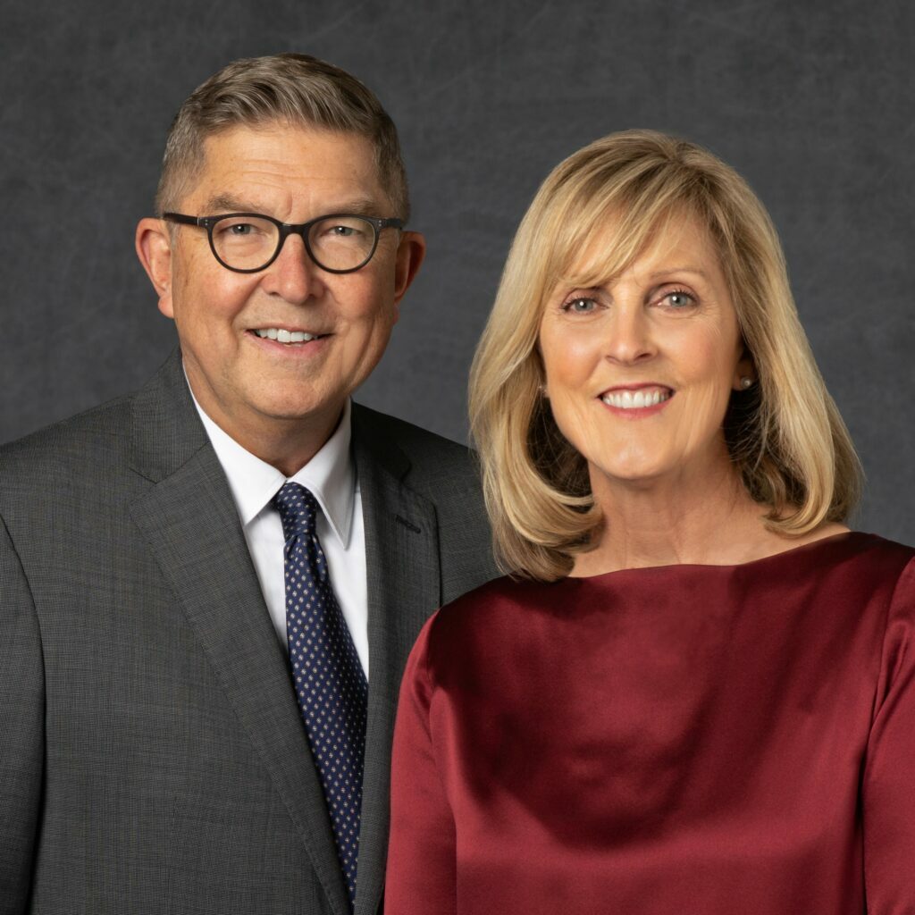 C. Michael e Jeanne Hansen