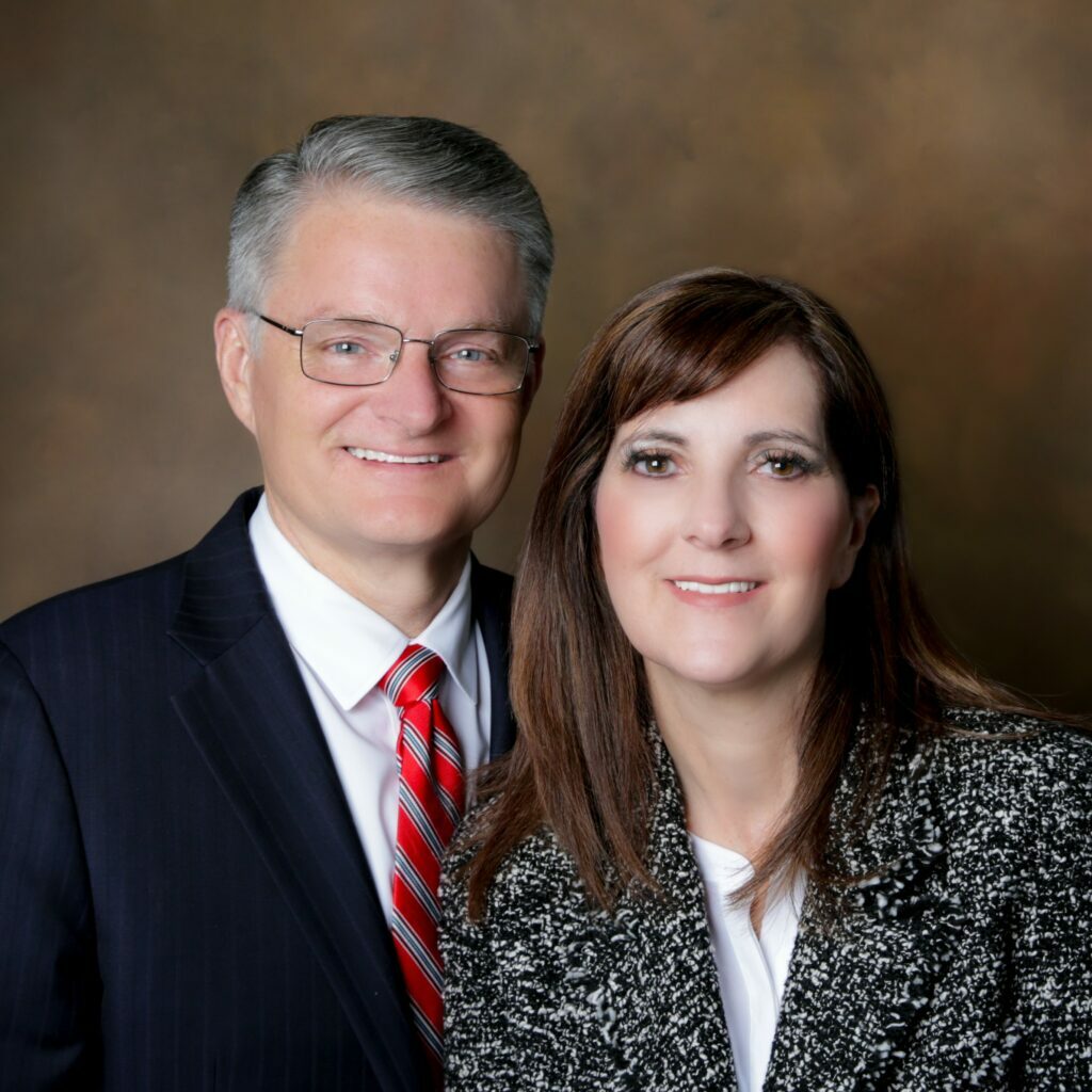 Robert S. y Suzanne B. Hall